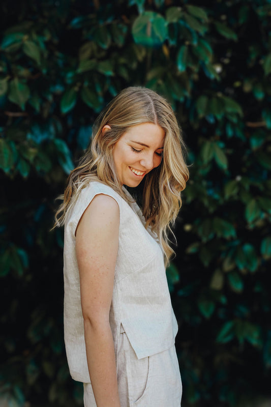 Ren Linen Top in almond - hōm 