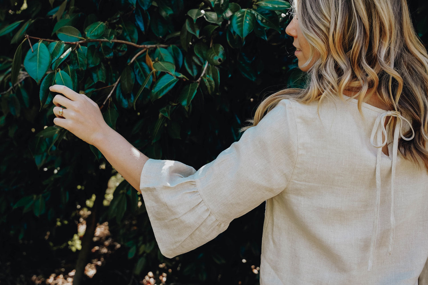 Willow Bell Sleeve Linen Top in almond - hōm 